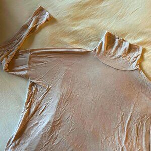 Kimchi Blue Light Pink Turtleneck | Size M